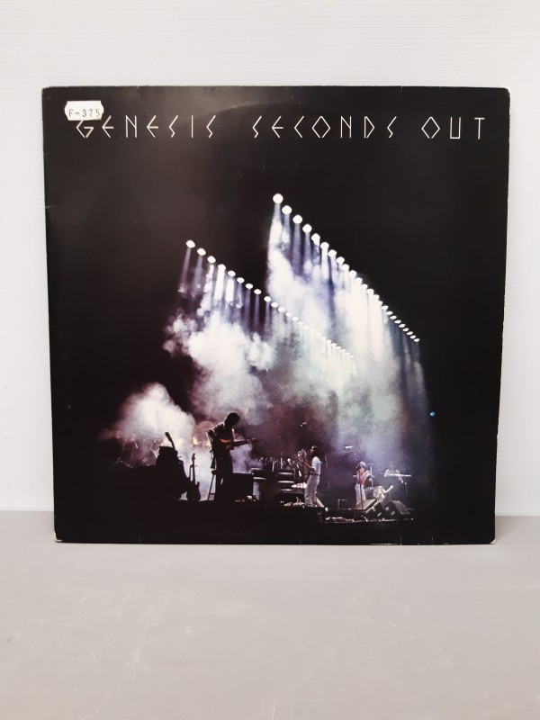 LP: Genesis - Seconds Out