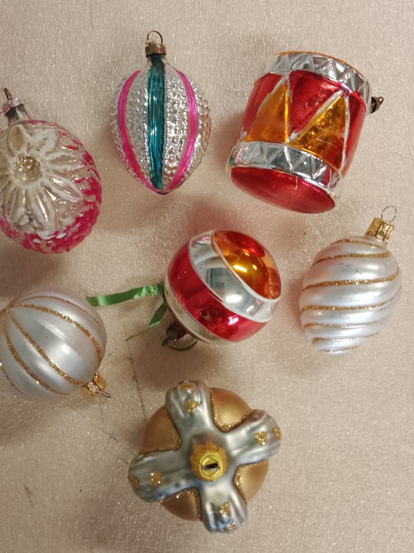 Groot lot vintage kerstdecoratie + pieken en clip vogels