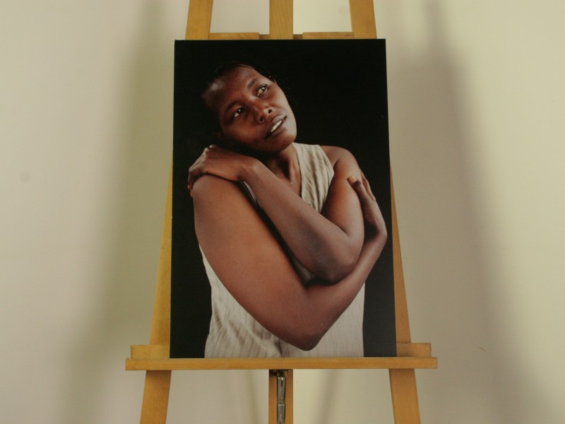 Set van 4 moderne portretfoto’s op Dibond (PVC) – 'Mijn status is positief'
