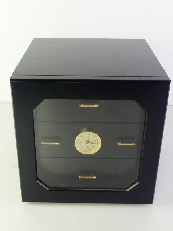 Adorini humidor – luxe sigarenkist met hygrometer