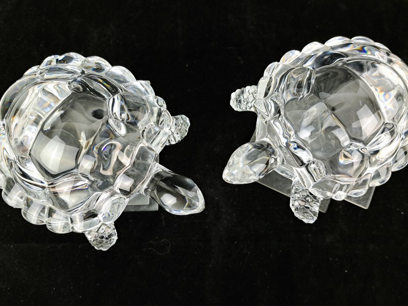 2 kristallen schildpadden (helder glas) – merk cristal d'Arques.