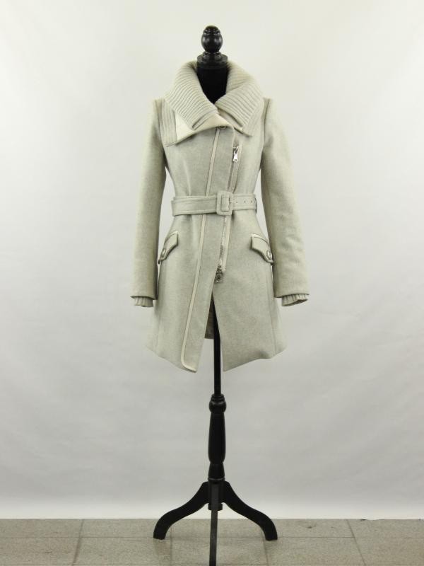 Pinko – Elegante wintermantel in lichtgrijze wol – met dubbele kraag en ceintuur