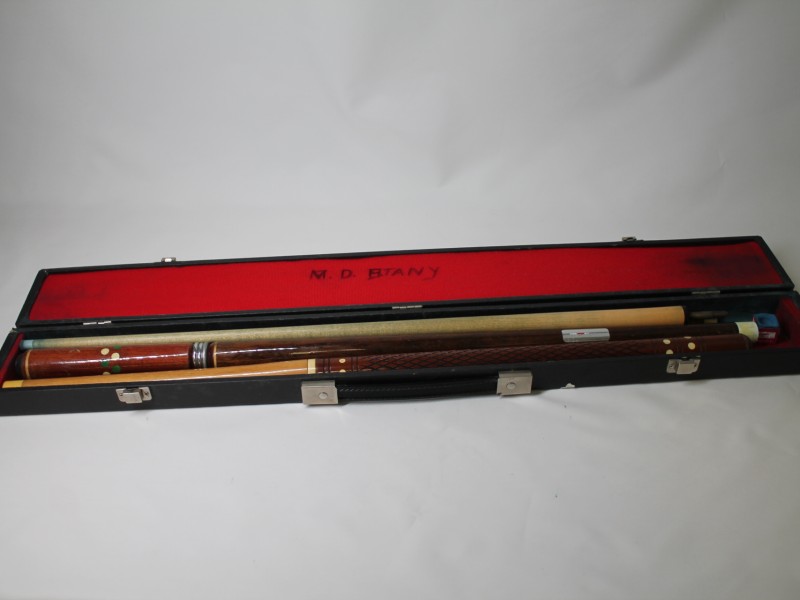 Set van 2 Biljartkeuen (Art. 3427)