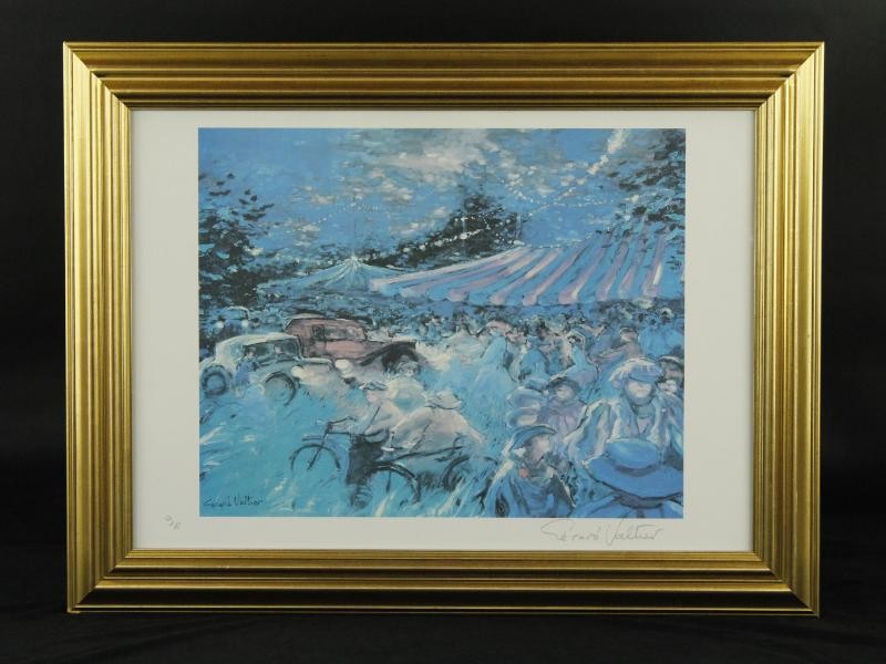 Kunstdruk  Circustent in paarse en blauwe tinten genummerd 63/250 en gesigneerd in potlood Gérad Valtier (°1950)