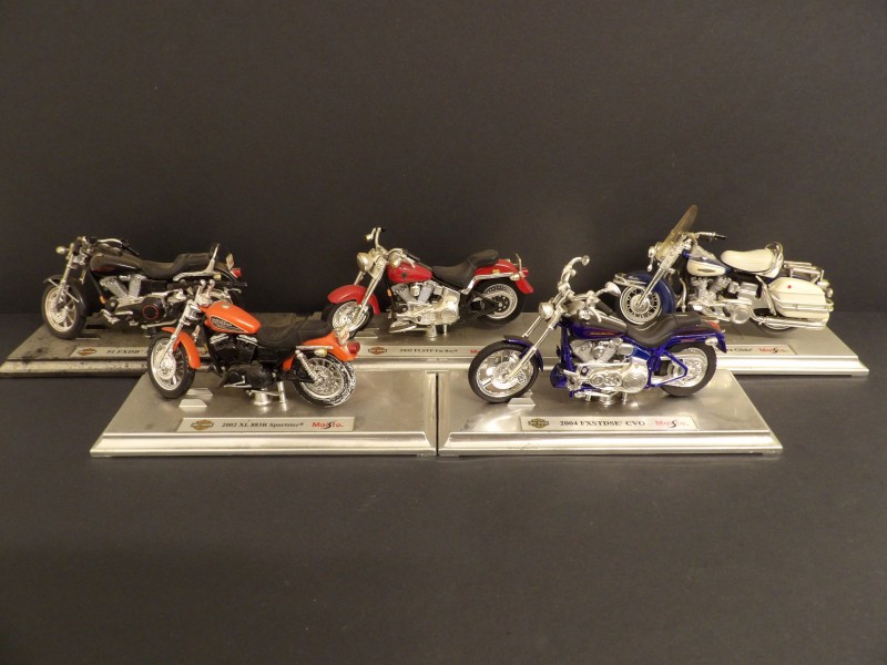 5 Harley-Davidson miniatuurmodellen - Maisto (3)