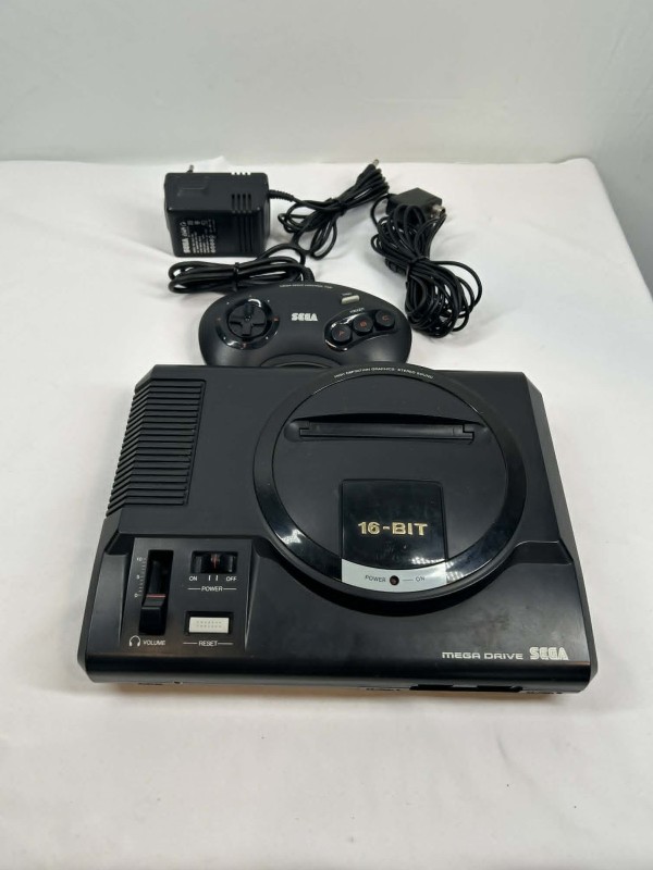 SEGA Mega Drive 16-bit console met toebehoren