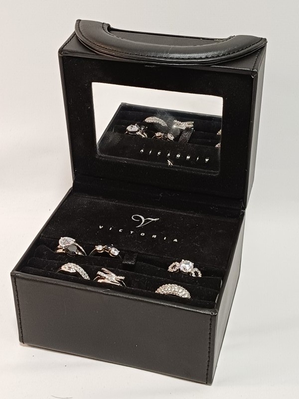 Collectie Victoria Ringen