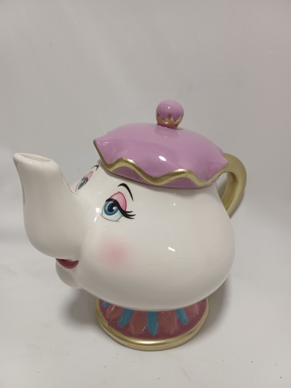 Theepot Mevrouw Tuit