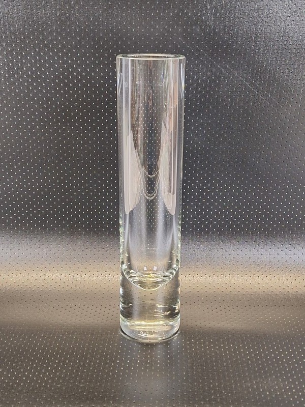 Vintage zware glazen cilindervaas / designvaas in helder massief glas - modernistisch minimalisme