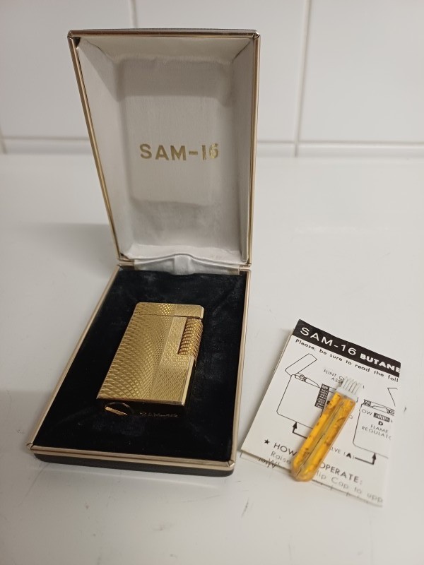 Vintage Sam-16 butaanaansteker