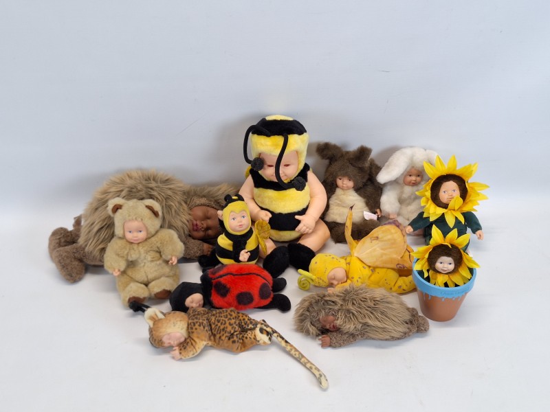 Anne Geddes - Set van 12 verzamelpoppen