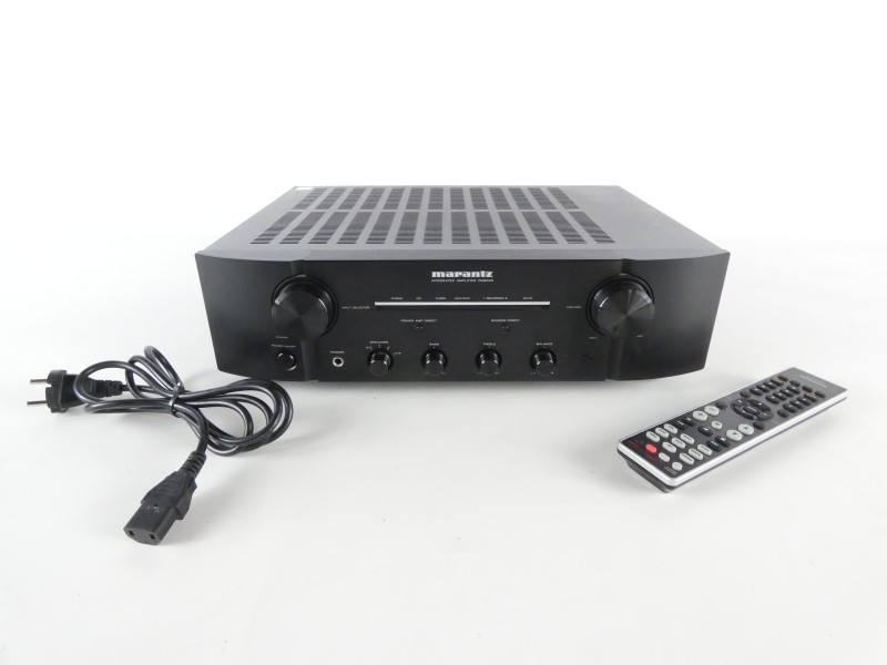 Marantz PM8003 geïntegreerde versterker