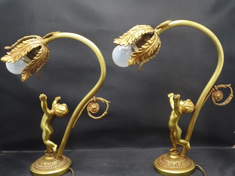 2 messing Putti lampen