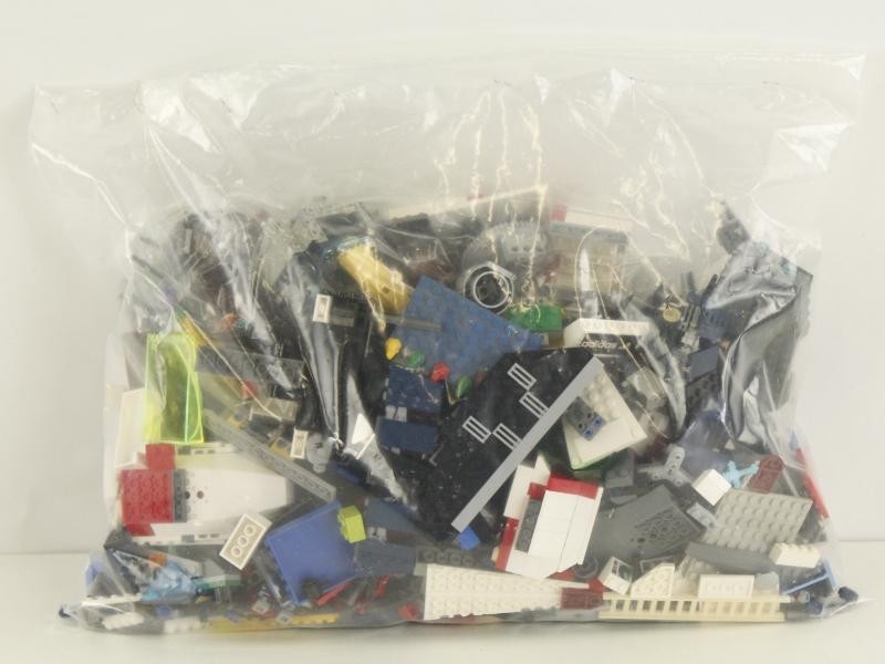 Lot van 2.4 kg aan lego blokken