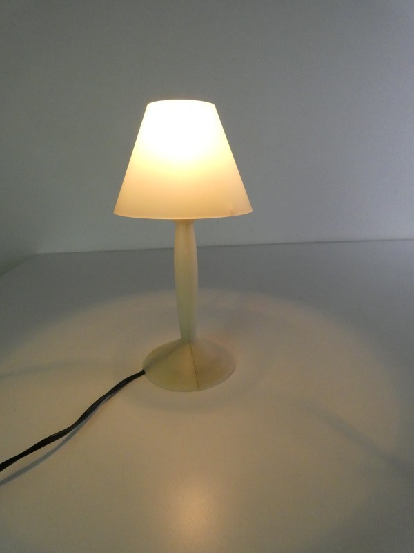 Flos Miss Sissi tafellamp – ontwerp Philippe Starck (1991)