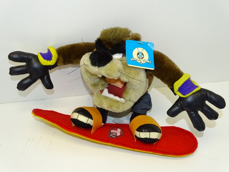 Knuffel: Taz The Tasmanian Devil op Snowboard,  Looney Tunes, Play ByPlay